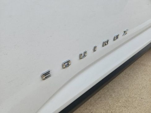 Used 2026 Chevrolet Equinox LT FWD image 10