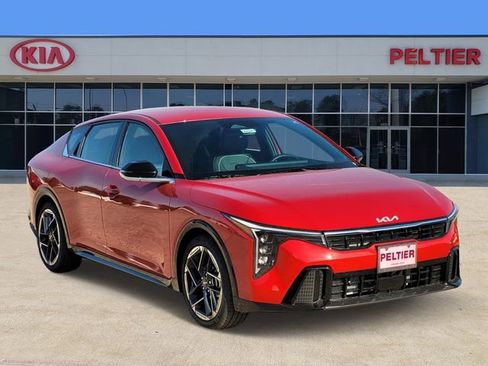 New 2025 Kia K4 GT-Line image 1
