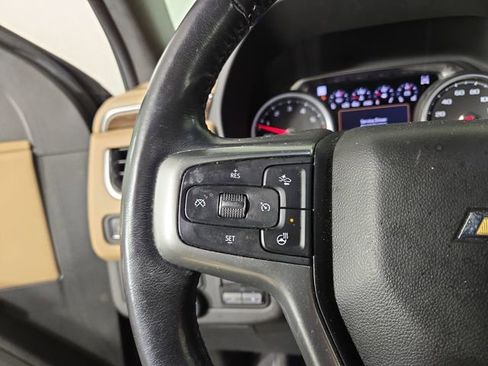 Used 2021 Chevrolet Tahoe Premier w/ Premium Package image 23