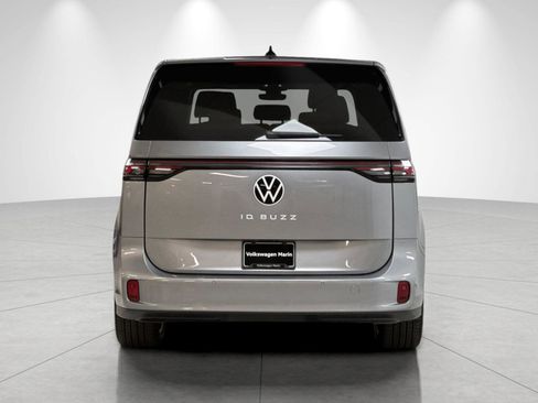 New 2025 Volkswagen ID. Buzz Pro S RWD image 4