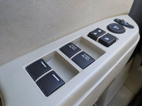 Used 2014 Honda Pilot LX image 22