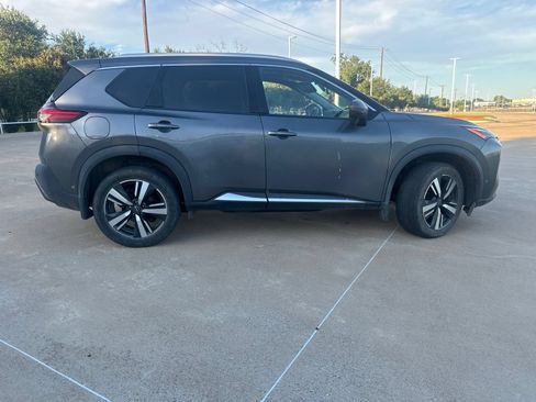 Used 2022 Nissan Rogue SL w/ SL Premium Package AWD/4WD image 3