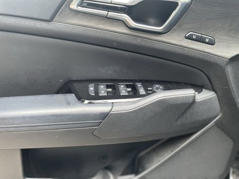 Used 2023 Kia Sportage X-Pro image 10