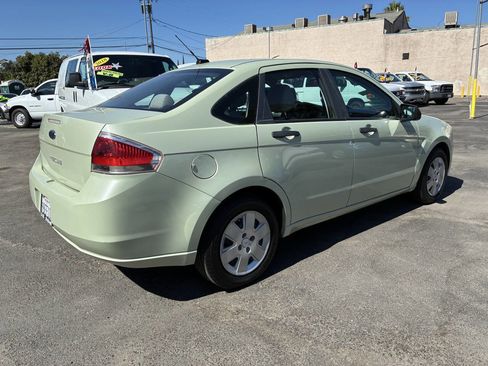 Used 2010 Ford Focus S image 2