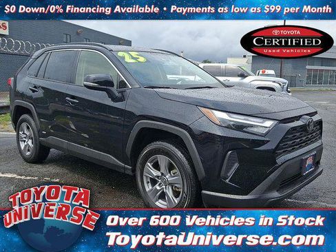 Certified 2025 Toyota RAV4 XLE AWD/4WD image 1
