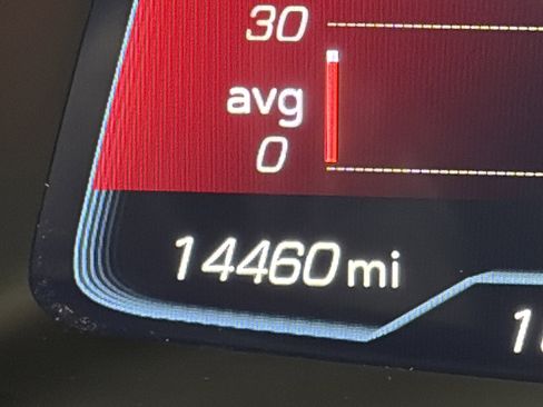 Used 2023 Chevrolet Corvette Stingray Premium Cpe w/ Z51 Performance Package image 5