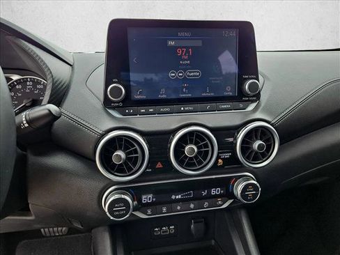 Used 2020 Nissan Sentra SV FWD image 13