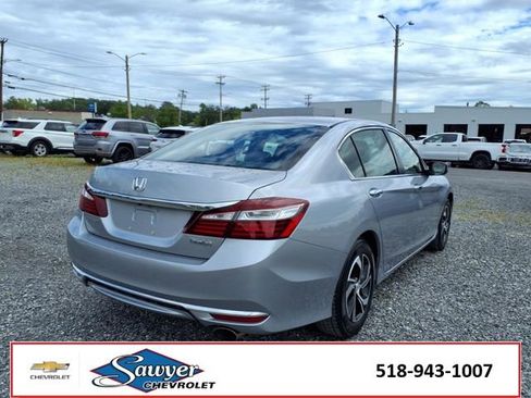 Used 2017 Honda Accord LX image 7