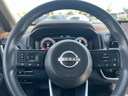 Used 2023 Nissan Rogue Platinum w/ Platinum Premium Package AWD/4WD image 32