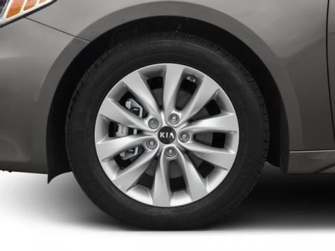 Used 2016 Kia Optima LX image 14