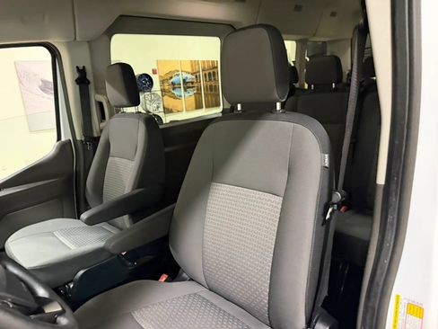 Used 2023 Ford Transit 350 XLT RWD image 39