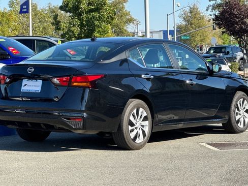 Used 2025 Nissan Altima 2.5 S image 4