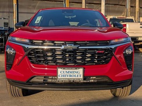 New 2026 Chevrolet Trax RS FWD image 4