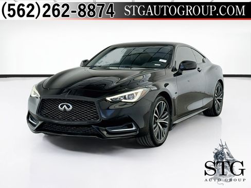 Used 2017 INFINITI Q60 2.0t w/ Moonroof Package RWD image 1
