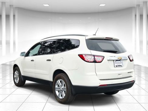 Used 2014 Chevrolet Traverse LT FWD image 3