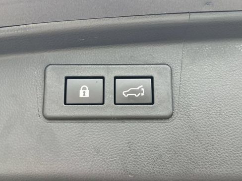 Certified 2023 Subaru Outback Premium AWD/4WD image 37
