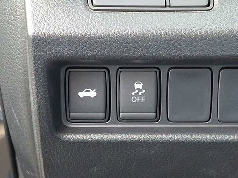 Used 2017 Nissan Altima 2.5 SR image 29