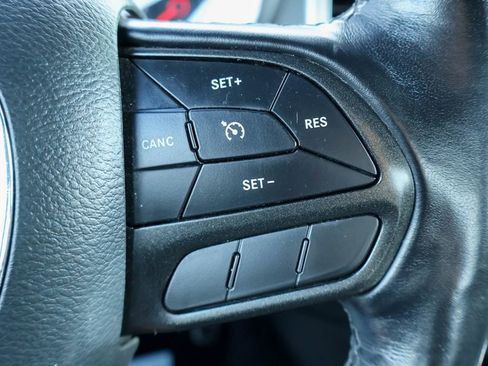 Used 2023 Dodge Charger SXT w/ Cold Weather Package image 13