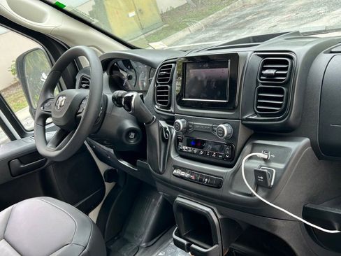 New 2024 RAM ProMaster 3500 w/ Convenience Group image 17