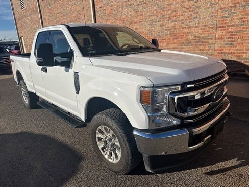 Used 2020 Ford F250 XLT image 4