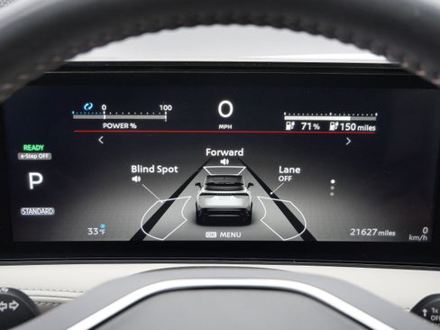 Used 2023 Nissan Ariya AWD image 22