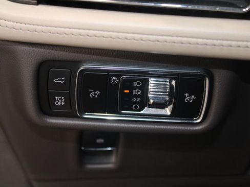 Used 2023 Lincoln Nautilus Reserve w/ Equipment Group 201A image 29