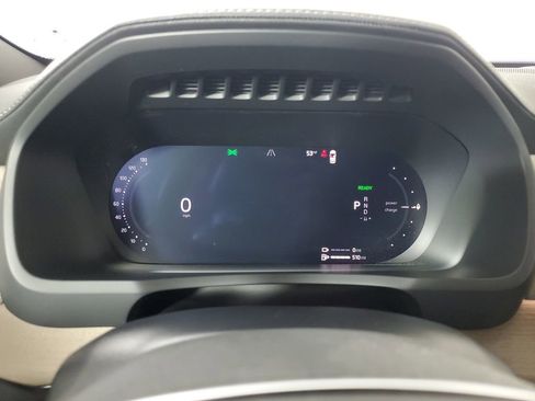 New 2026 Volvo XC90 T8 Ultra w/ Protection Package Premier AWD/4WD image 28