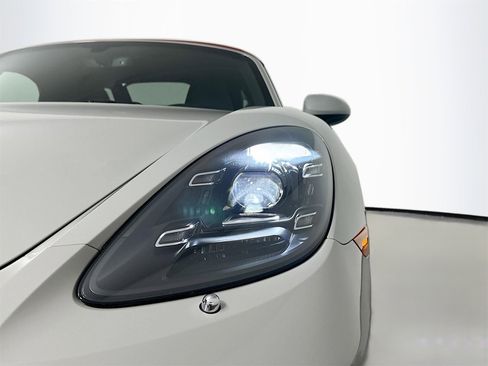 Certified 2024 Porsche 718 Boxster image 15