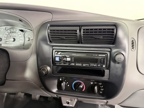 Used 2003 Ford Ranger 2WD Regular Cab image 24