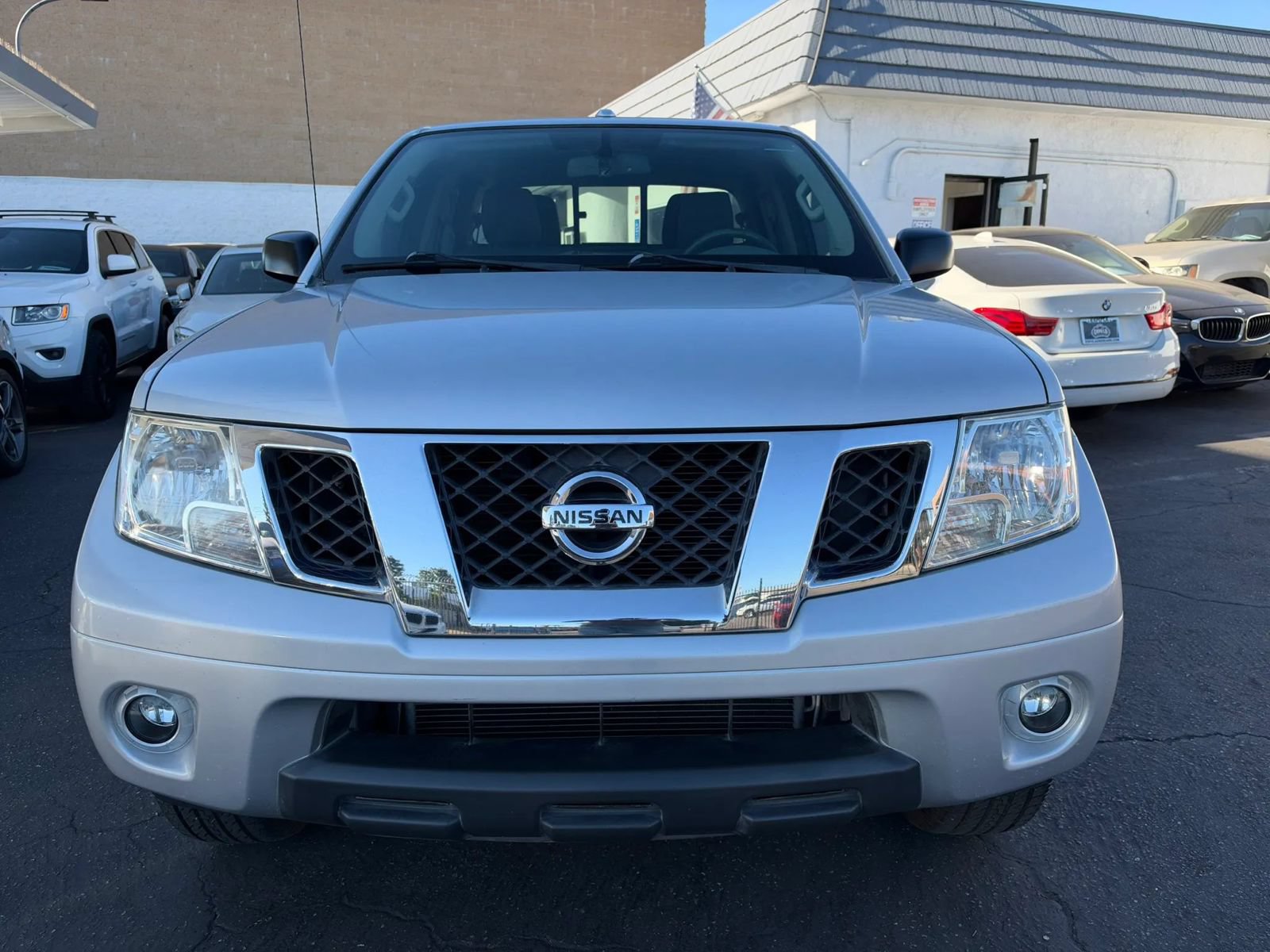 Used 2016 Nissan Frontier SV w/ SV Value Truck Package RWD image 4