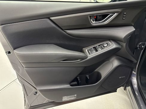 New 2025 Subaru Ascent Limited image 11