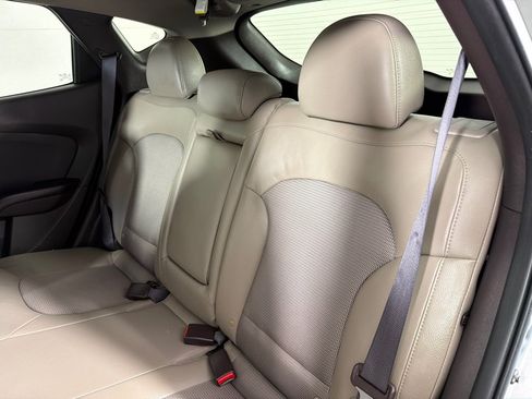 Used 2015 Hyundai Tucson SE AWD/4WD image 19