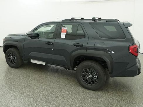 New 2026 Toyota 4Runner SR5 image 11