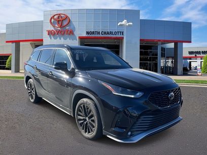 Used 2023 Toyota Highlander XSE