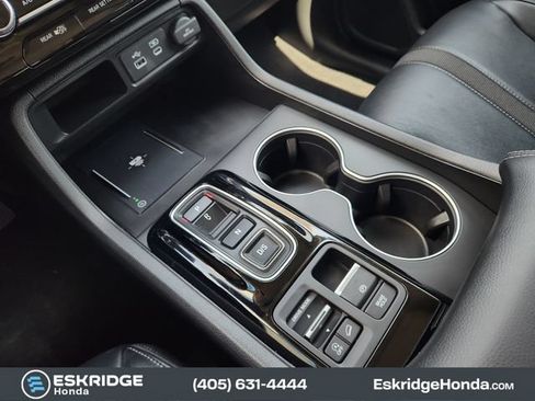Used 2025 Honda Pilot Touring image 21