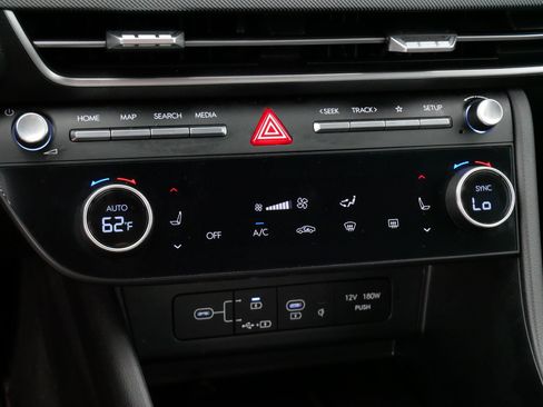 Used 2024 Hyundai Sonata SEL w/ Convenience Package FWD image 23