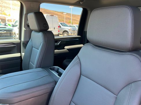 New 2026 Chevrolet Silverado 2500 LTZ w/ LTZ Plus Package AWD/4WD image 17