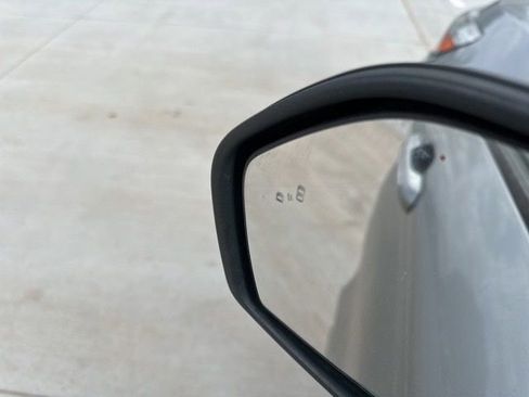 Used 2021 Ford Explorer Limited w/ Equipment Group 301A image 4