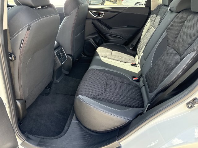 Used 2019 Subaru Forester Premium w/ All-Weather Package AWD/4WD image 15