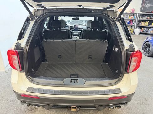 Used 2020 Ford Explorer ST w/ ST Street Pack image 25