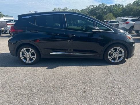 Used 2020 Chevrolet Bolt LT FWD image 6