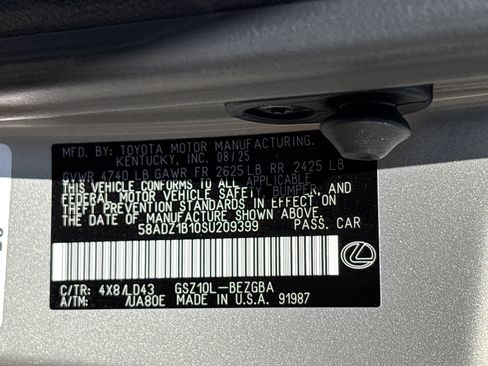 Used 2025 Lexus ES 350 w/ Premium Package FWD image 34