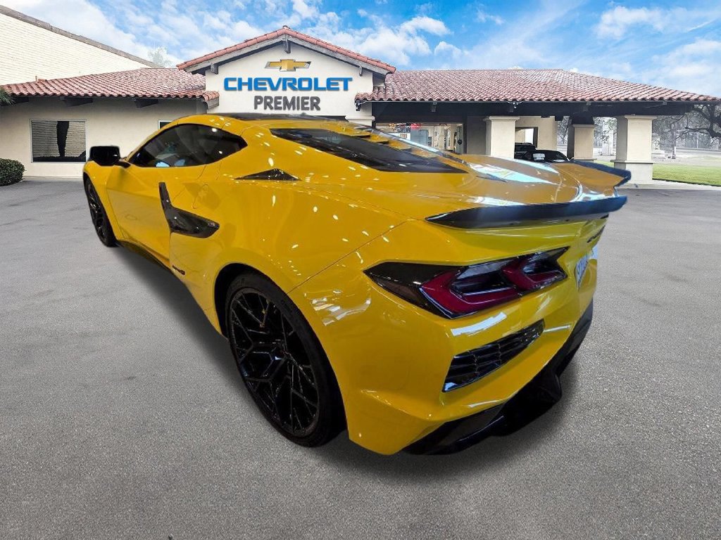Used 2026 Chevrolet Corvette ZR1 w/ Stealth Interior Trim Package RWD image 4