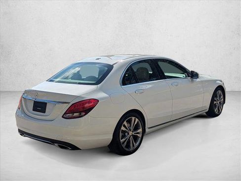 Used 2017 Mercedes-Benz C 300 Sedan image 5