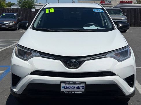 Used 2018 Toyota RAV4 LE w/ All Weather Liner Package FWD image 2