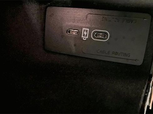 Certified 2023 Volvo XC90 B5 Core w/ Protection Package Premier image 33