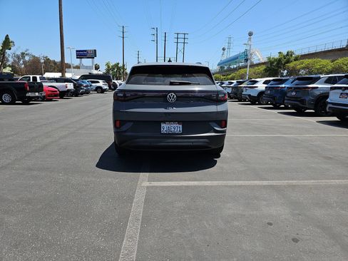 Used 2023 Volkswagen ID.4 Pro S RWD image 6