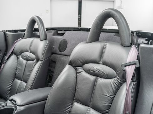 Used 2000 Plymouth Prowler image 24