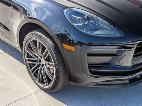 New 2026 Porsche Macan image 12