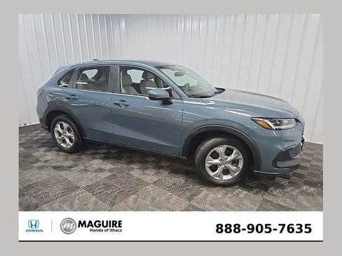 Used 2024 Honda HR-V LX image 1